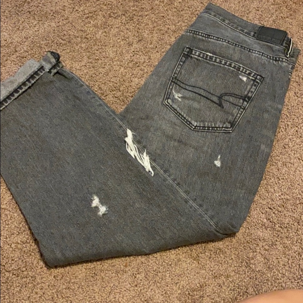 American Eagle mom jeans